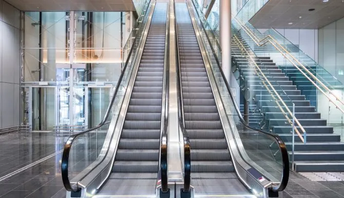 Instalación de Escaleras Eléctricas